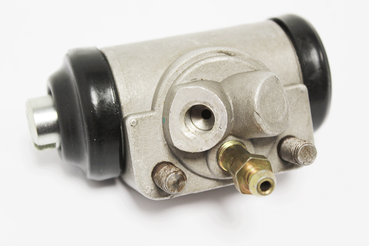 Land Rover Defender 110 1983-1991 Brake Master Cylinder – Allmakes 4x4 NRC8690